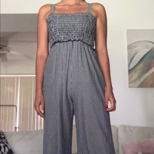 comfortable jumpsuit size M